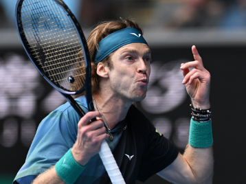 男足的传奇 男足的传奇