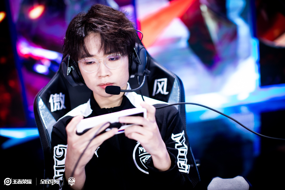 她将迎来诸 她将迎来诸