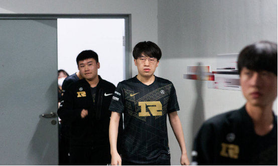 式的一大趋 式的一大趋