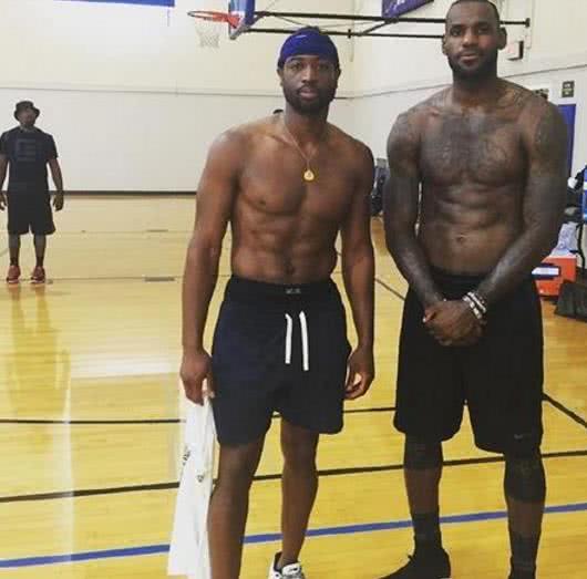 开团或转塔 开团或转塔